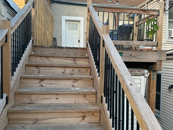 225-229 Main St APT 1, Hamilton, OH 45013
