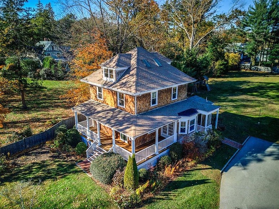 44 Jennys Ln, Barrington, RI 02806 | Zillow