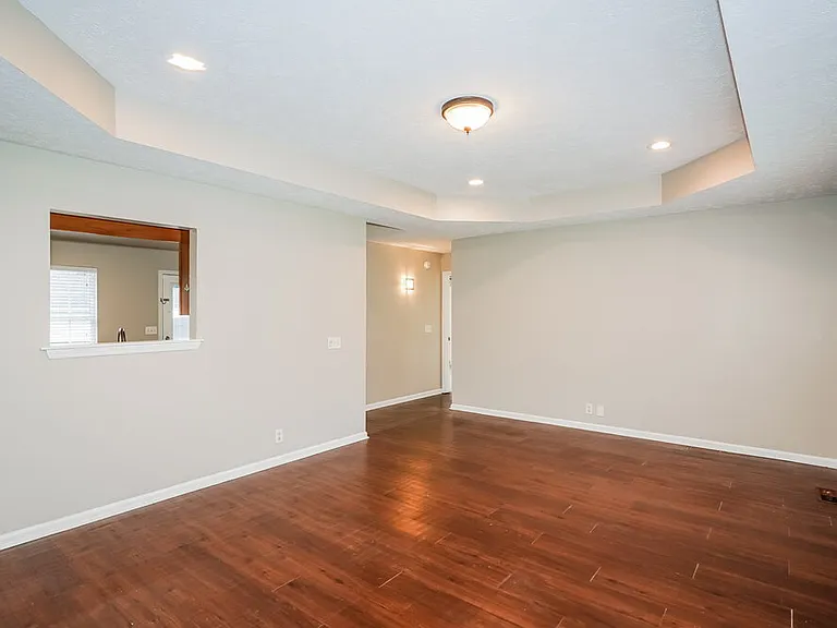 634 Woodland Hills Dr — Photo 5