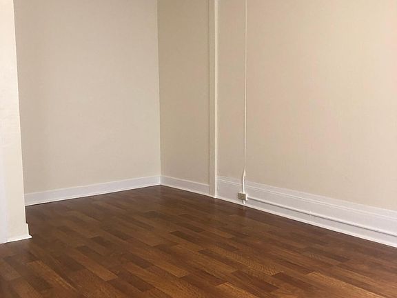 4th image of 950 Pine St APT 109
