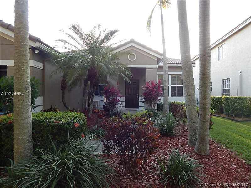 1st image of 754 Nandina Dr