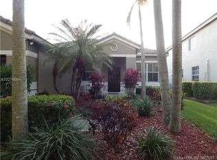 754 Nandina Dr, Weston, FL 33327