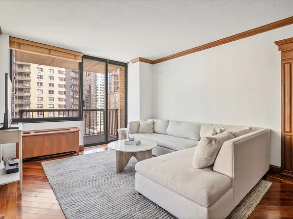171 East 84th Street image 1 of 9