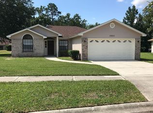 5920 Copper Creek Dr, Jacksonville, FL 32218