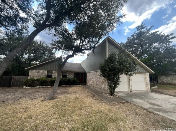 13807 CHISOM CREEK ST, San Antonio, TX 78249