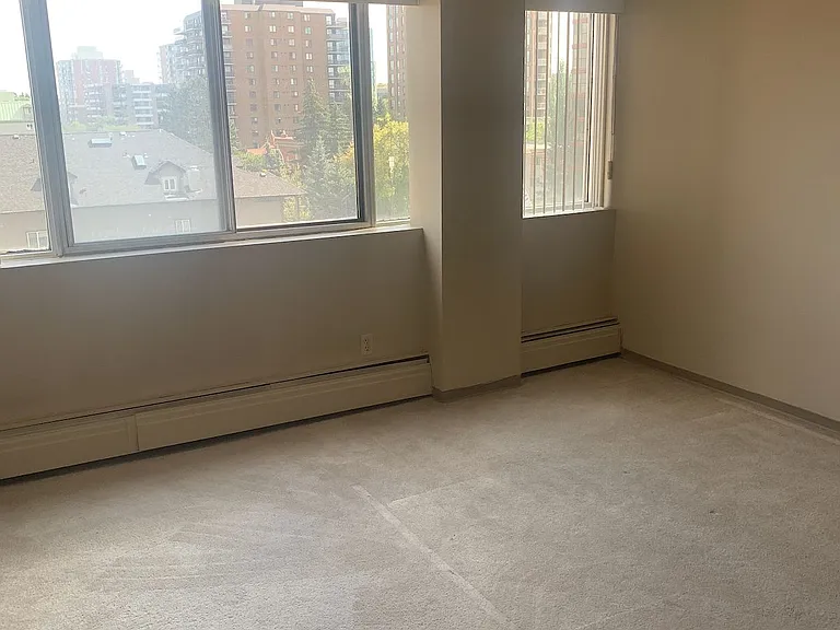 330 25th Ave SW — Photo 12