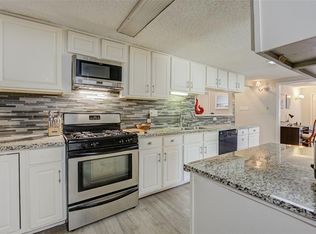 9106 Southbluff Blvd, Houston, TX 77089