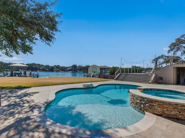 228 Lafitte Cres, Fort Walton Beach, FL 32547