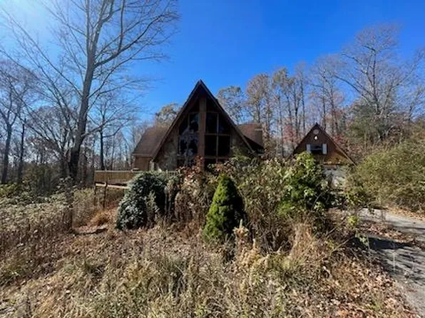 334 Radio Dr, Rural Retreat, VA 24368