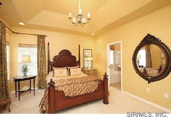 3rd image of 1 Augusta Ct
