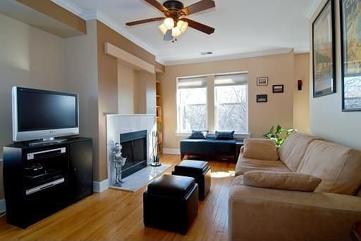 2nd image of 3458 N Janssen Ave APT I3