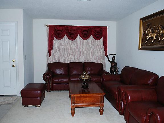3rd image of 17230 S Summit Canyon Dr