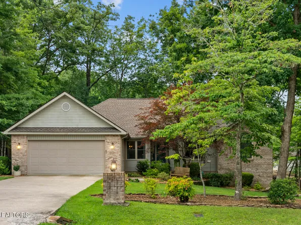 125 Markham Ln, Crossville, TN 38558