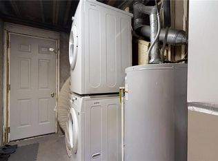 63 Comma St, Warwick, RI 02889