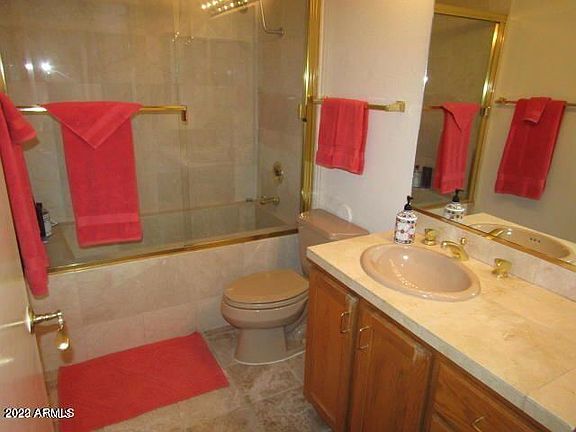 4th image of 902 W Glendale Ave Unit 104