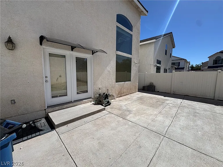1521 Tillman Falls Ave — Photo 20