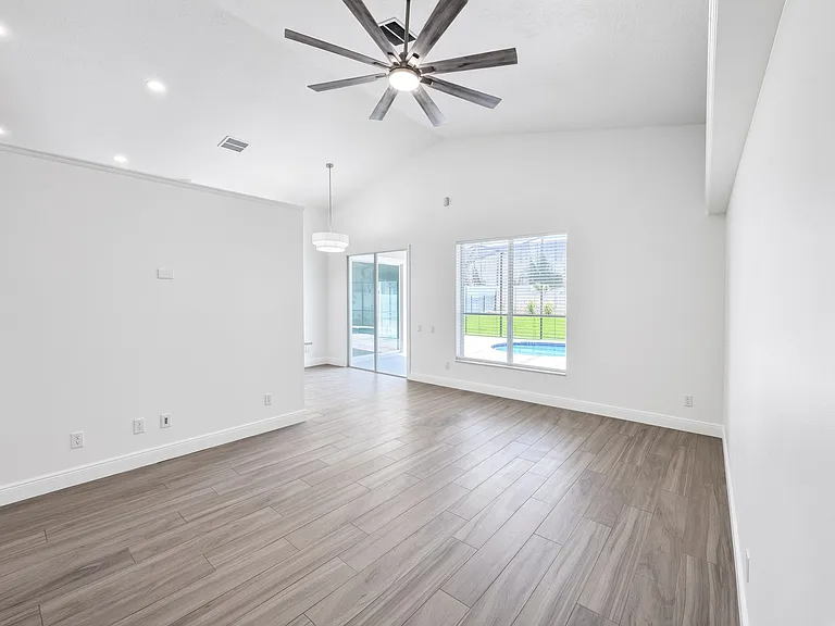 8089 Saint Andrews Cir — Photo 35