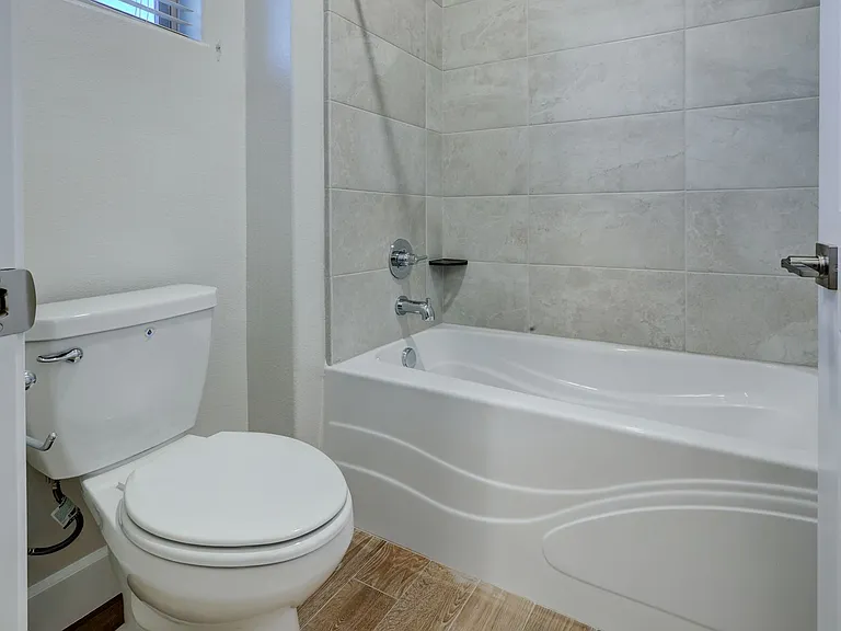 8660 N Haring Dr — Photo 13