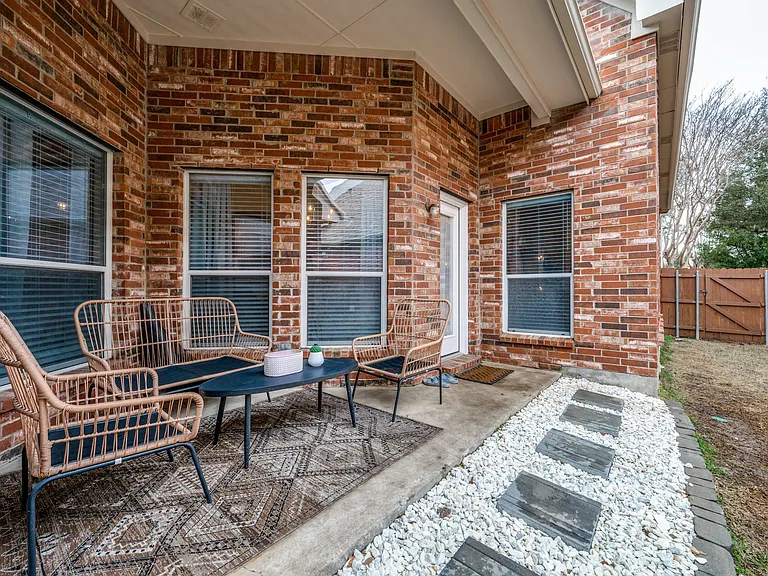 7514 Saint Stephens Sq — Photo 12