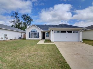 956 John Wayne Cir, Fort Walton Beach, FL 32547