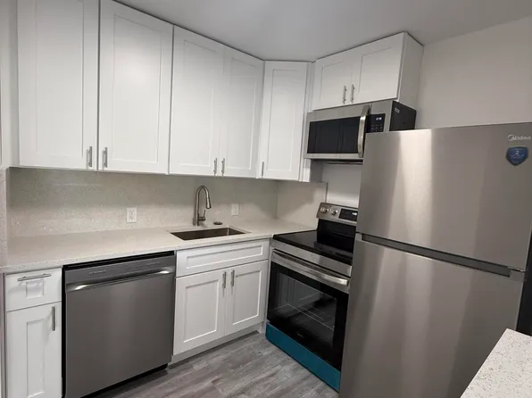 384 Fanshaw Way #J, Boca Raton, FL 33434