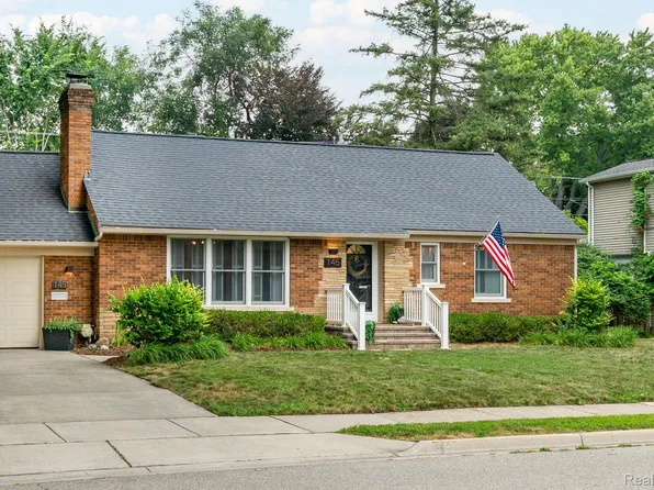 145 Maywood Ave, Rochester, MI 48307