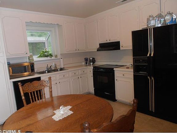 3rd image of 10120 Duryea Dr