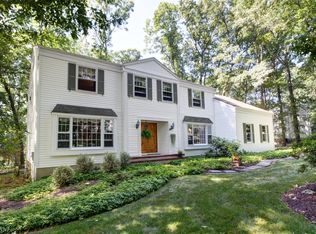 15 Buttonwood Dr, Long Valley, NJ