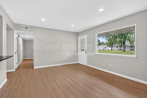 216 Allen Dr Photo 1