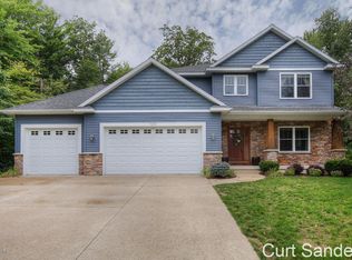 7433 E Morgan Ln SE, Caledonia, MI 49316