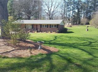 3717 Southwood Dr, Gastonia, NC 28056