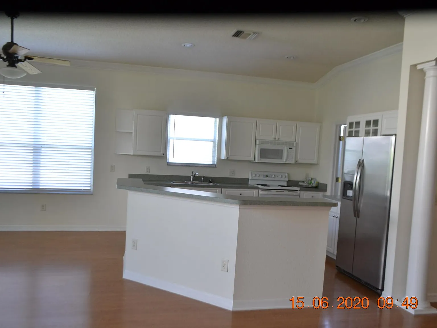 3 bed, 1936 sqft, $2,695 — Photo 3