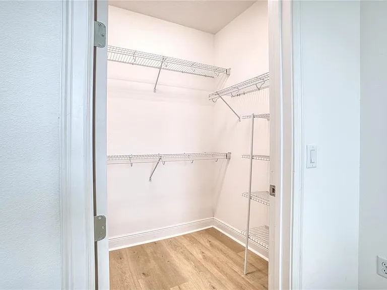 14025 Millington St — Photo 24