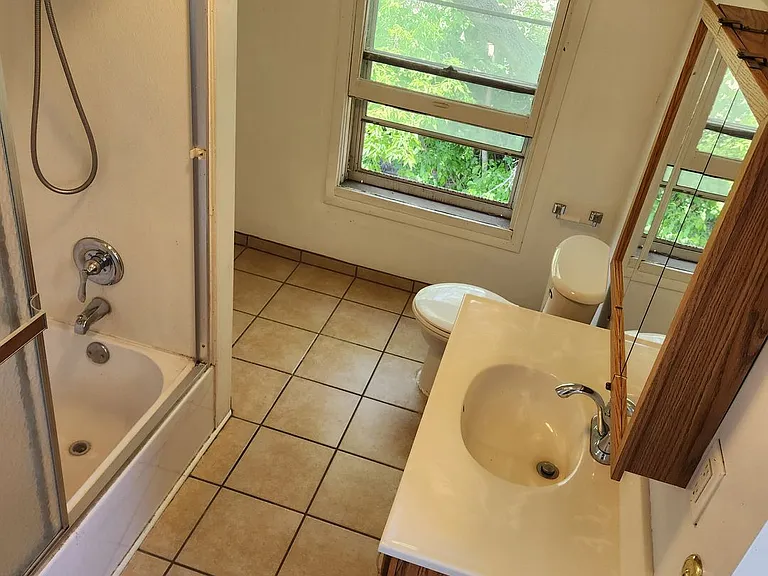 226 Piedmont Ave — Photo 10