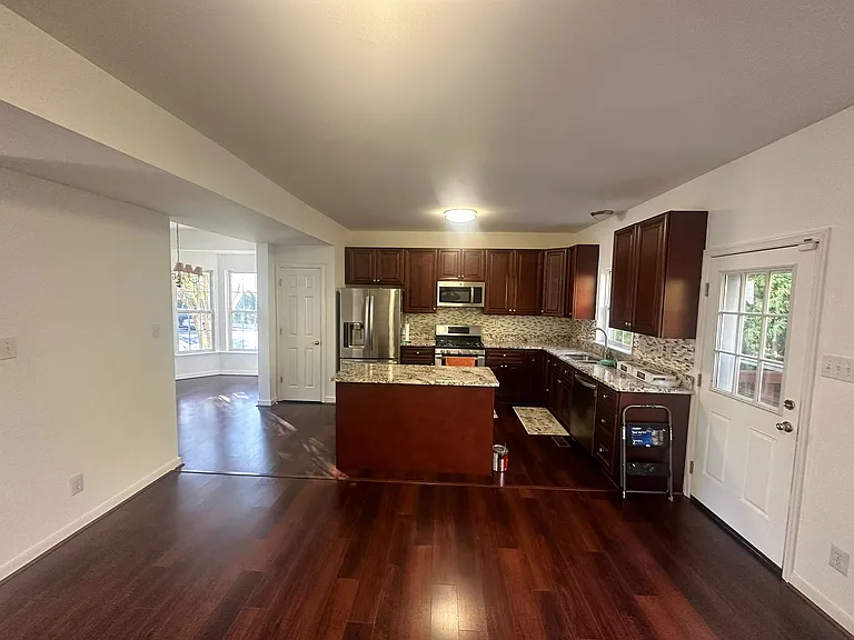 11465 Abbots Cross Ln #1 — Photo 7