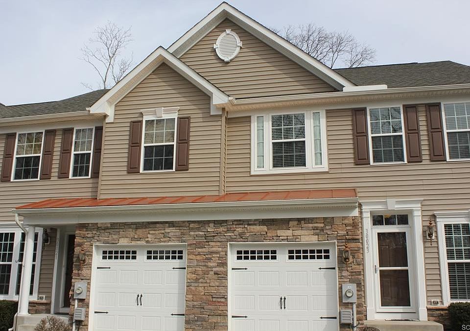 1st image of 30023 Eagle Point Dr #2B
