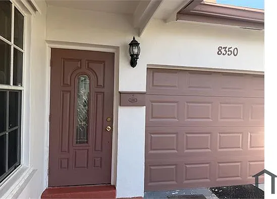 8350 NW 26th Pl — Photo 2