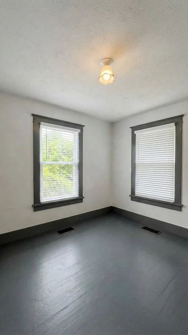 Spacious Home Next to Whatcom Falls Park — Photo 2
