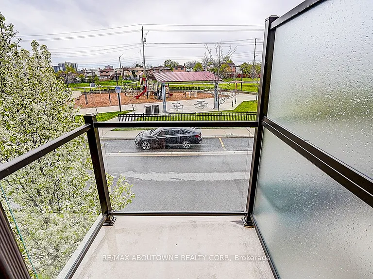 52 Saintfield Dr — Photo 23