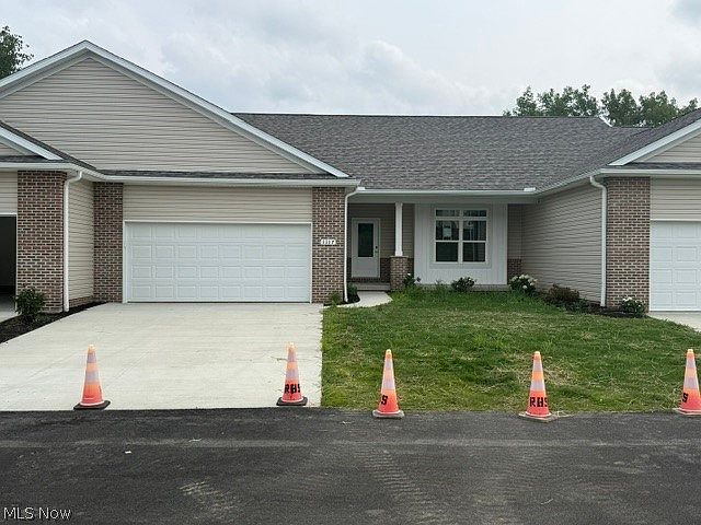 1st image of 1117 Queen Anne Dr NW