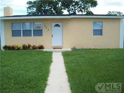 647 Aspen Rd, West Palm Beach, FL, 33409