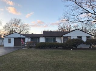 3601 Sigwalt St, Rolling Meadows, IL 60008