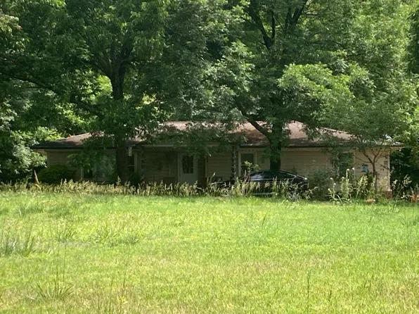 486 Glenloch Rd, Roopville, GA 30170