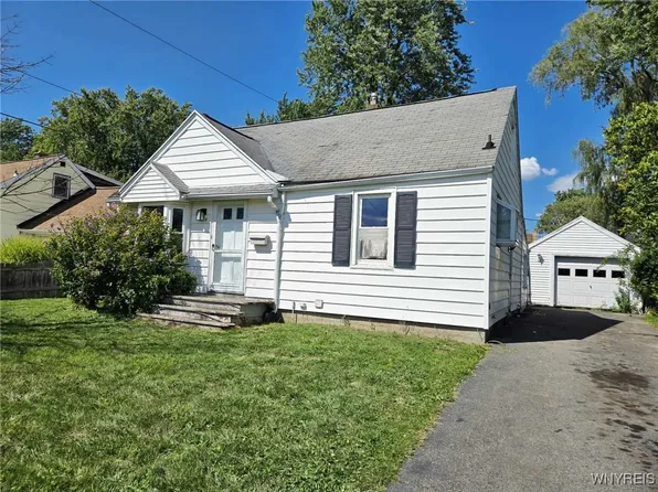 144 Clearvale Dr, Cheektowaga, NY 14225