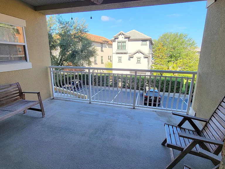 Front/dining room Balcony