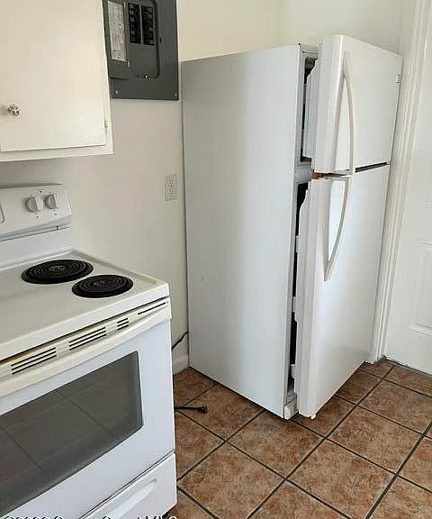 249 N Orlando Ave #B — Photo 5
