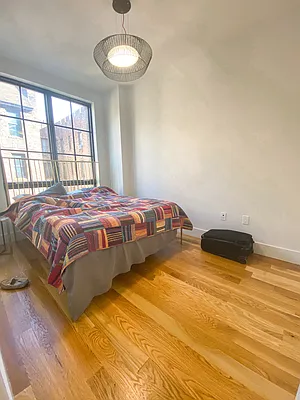 Rented by City Vista Inc | media 19