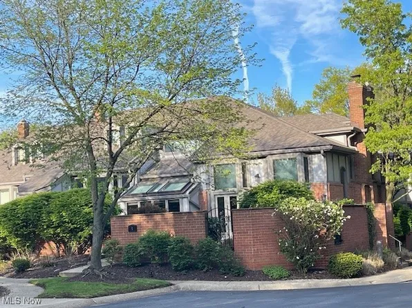 25450 Fairmount Blvd APT 1, Beachwood, OH 44122