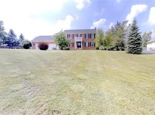 3922 Saint James Ct, Springfield, OH 45502