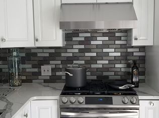 (Undisclosed Address), Ardsley, NY 10502
